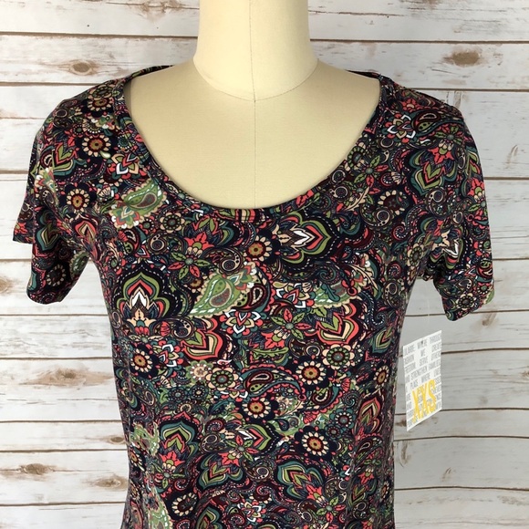 LuLaRoe Floral Paisley Print Classic T Top - Picture 4 of 6